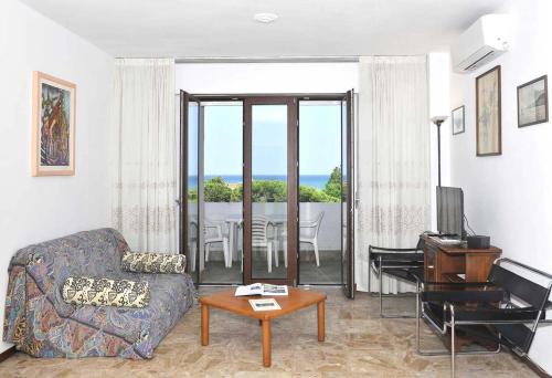 Appartamento LT Miramare FRONTE MARE Garage privato — 4-Star Luxury Hotel in Giulianova, Italy