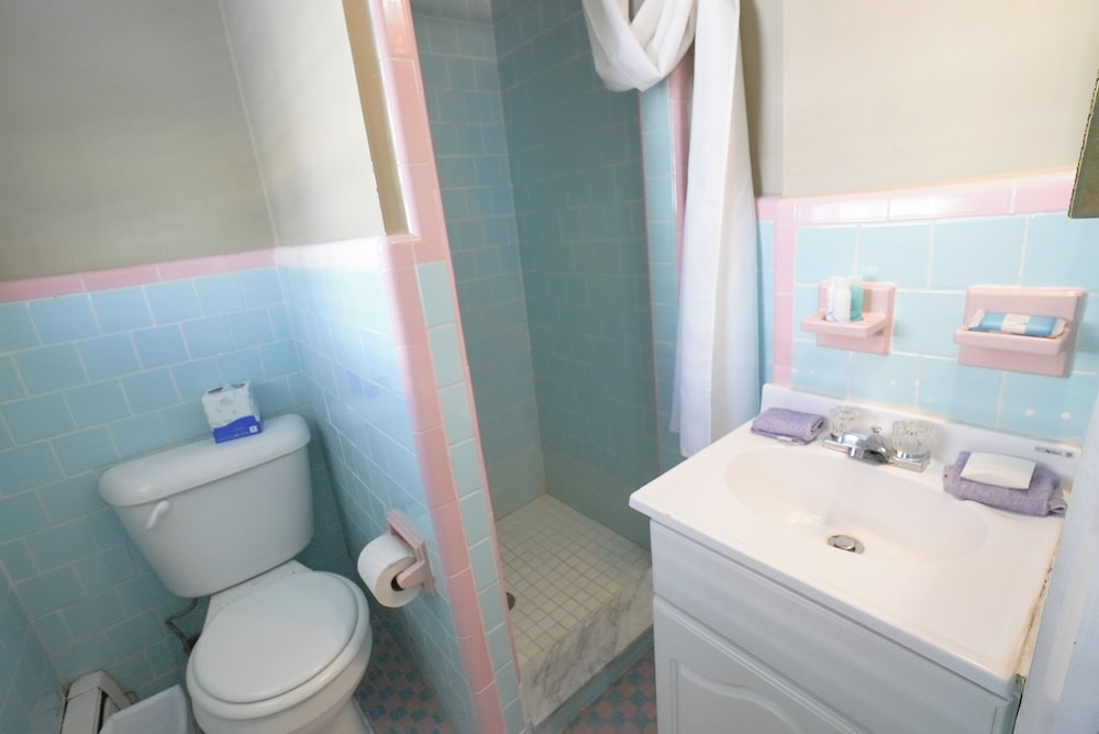 North Beach Hotel - photo 22