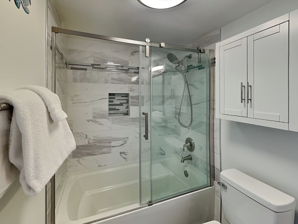 Gulf Tower #12C by Southern Vacation Rentals - photo 13