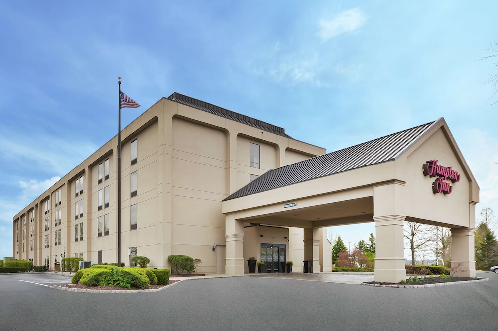 Hampton Inn Clinton - featured photo