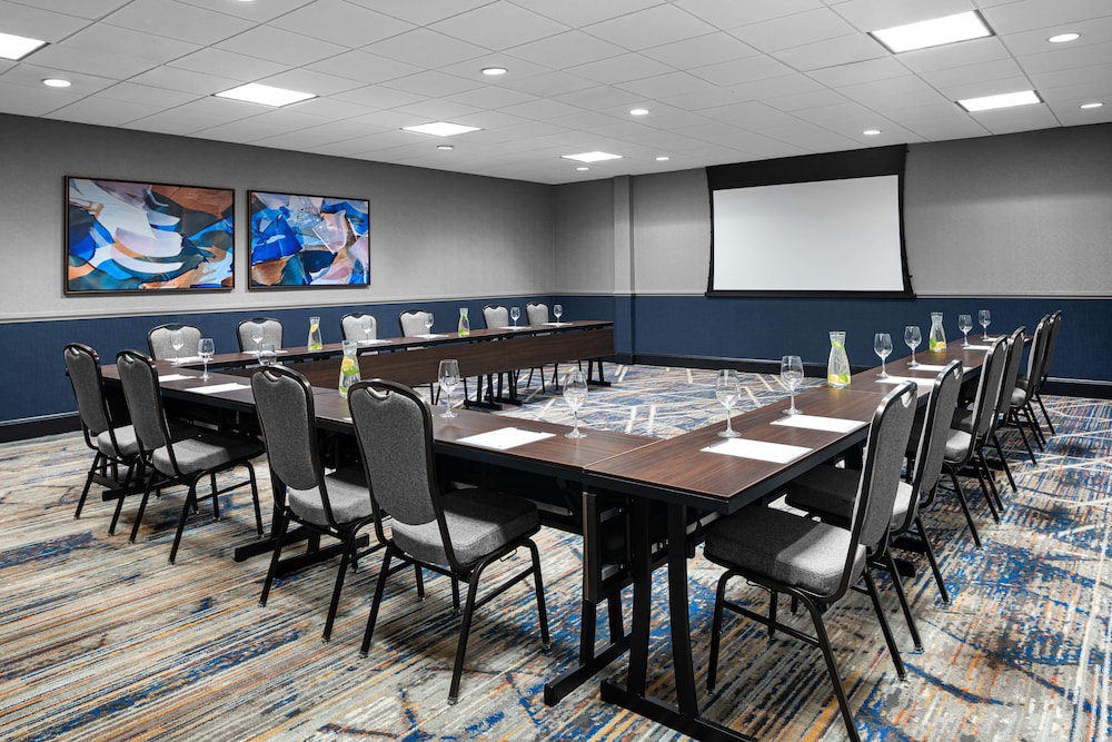 The Alloy King of Prussia a DoubleTree by Hilton - photo 61