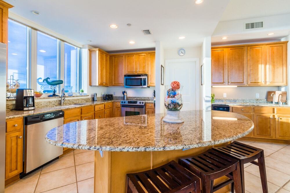 Lagoon Tower by Luxury Gulf Rentals - photo 16