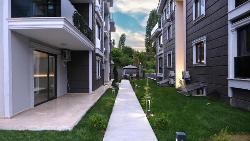 Flower City Suits in Yalova, Turkey