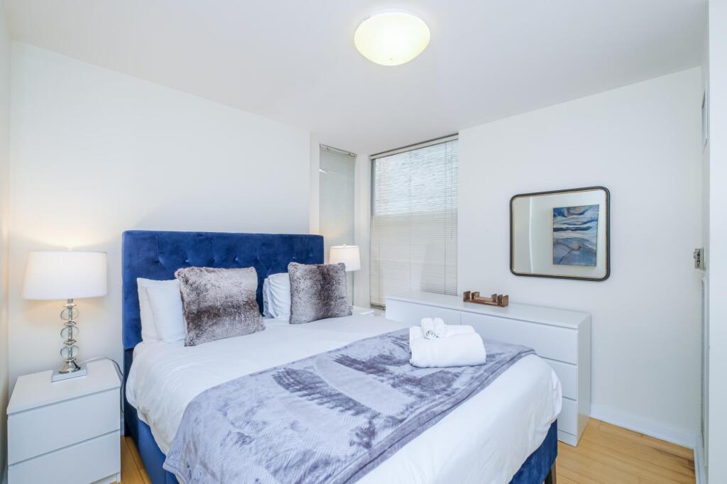 Luxury 2br 100 Walkscore Theatre District Evonify