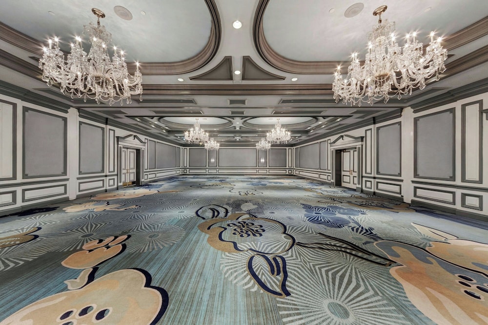 The Henry Hotel Autograph Collection - photo 53
