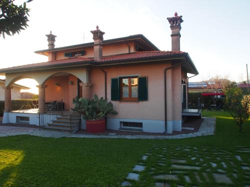 La Casa Di Mario — 4-Star Luxury Hotel in Massa, Italy