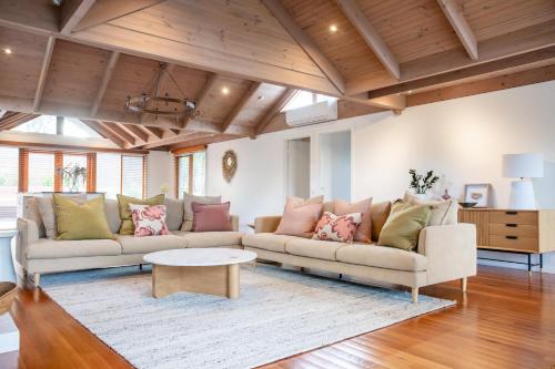 ROYA36M Back Beach Tranquility in Blairgowrie, Australia