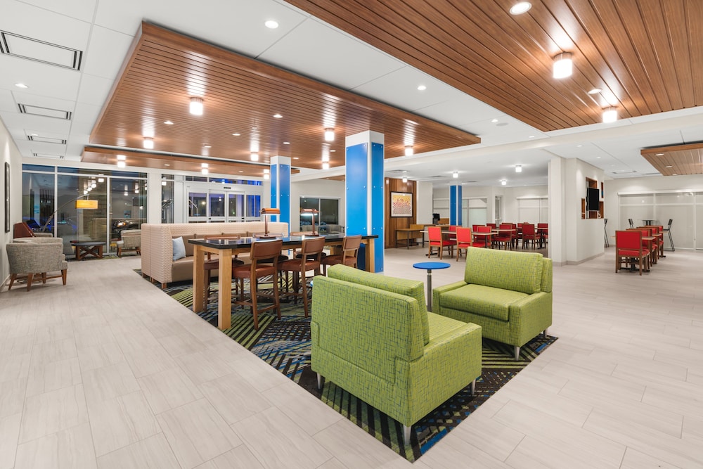 Holiday Inn Express & Suites Suisun City by IHG - photo 50
