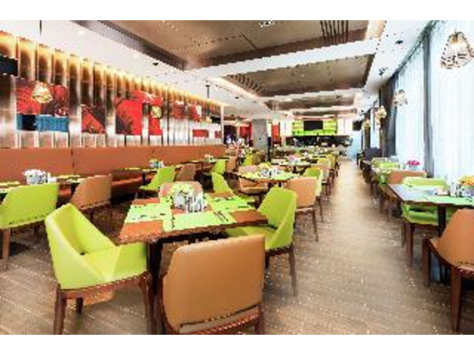 Hampton by Hilton Dalian Zhongshan — 4-Star Luxury Hotel in Dalian, People's Republic of China