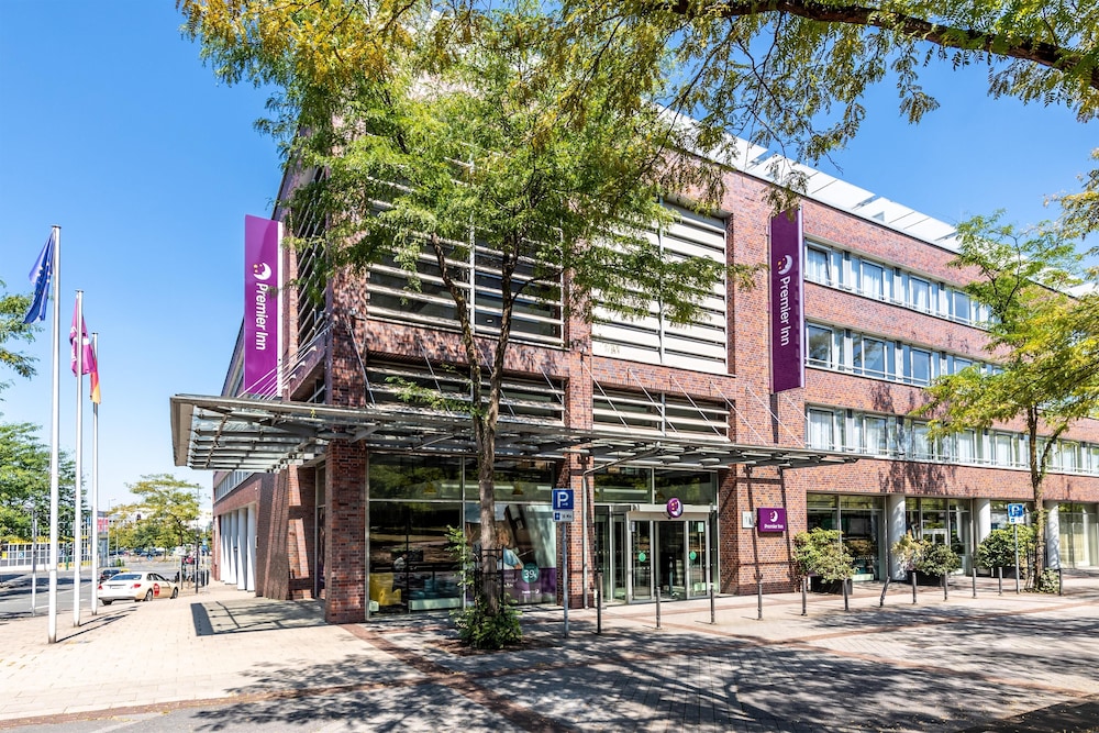 Premier Inn Essen City Limbecker Platz - carbon neutral hotel in Essen
