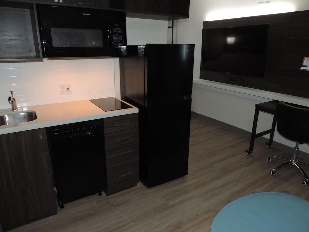 MainStay Suites Clarion PA near I 80 - photo 25