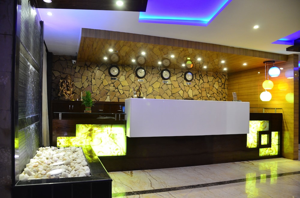 Dolphin Chocolate Inn — Kalyani — photo 4