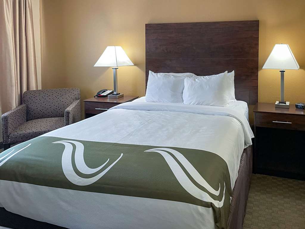 Quality Inn Ontario - photo 26