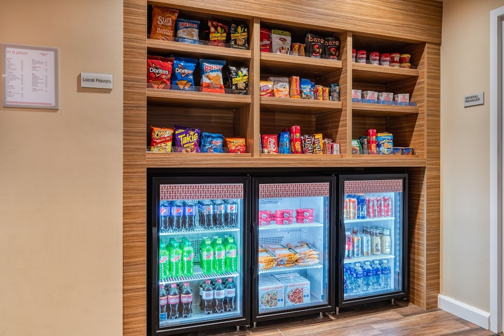 TownePlace Suites by Marriott Indianapolis Airport - photo 48