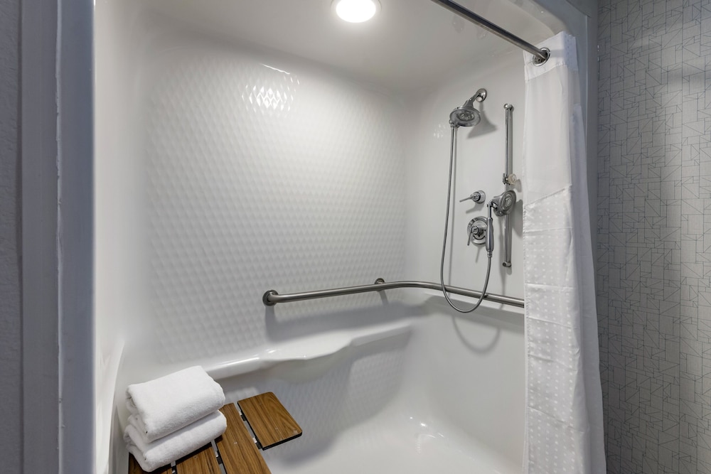 Holiday Inn Express Charlotte West Gastonia by IHG. - photo 16