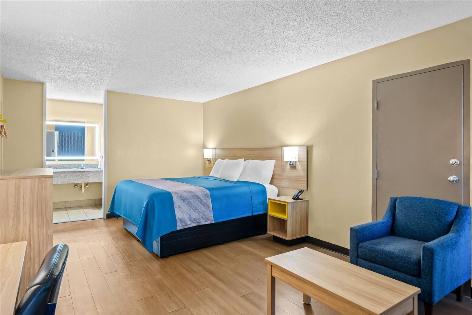 Days Inn by Wyndham Lafayette Near Lafayette Airport - photo 14