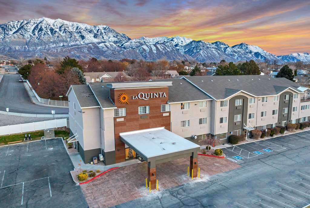 La Quinta Inn & Suites by Wyndham North Orem - photo 4