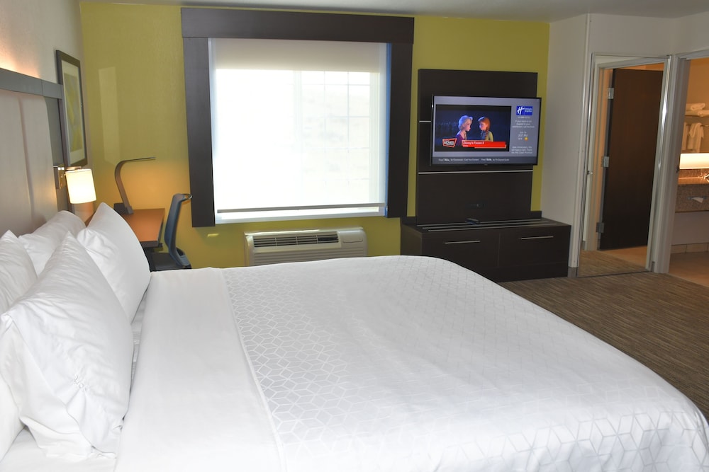 Holiday Inn Express & Suites Evanston By IHG - photo 4