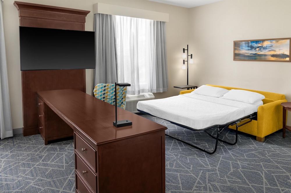 Hampton Inn & Suites Coconut Creek - photo 45