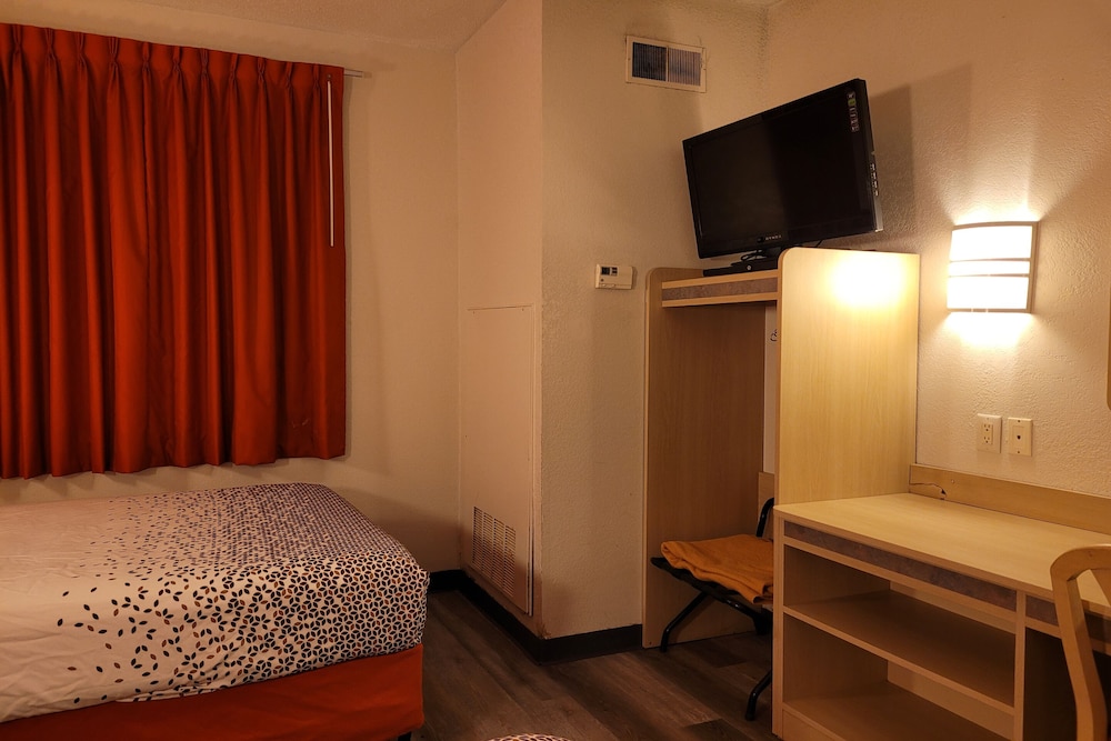Modern Stay 39 Lakeview By OYO Minonk - photo 29