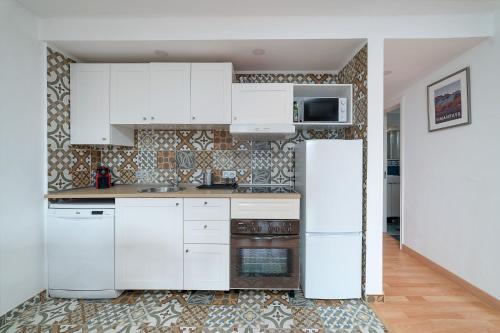 Playa BastiA n 2 habs 2 baA os y sA per terraza in Costa Teguise, Spain