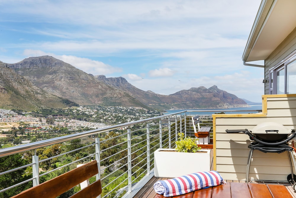 Mount Bay — 4-Star Luxury Hotel in Cape Town, South Africa