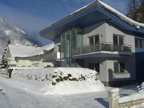 Appartement Granbichler Siegfried — 4-Star Luxury Hotel in Soelden, Austria