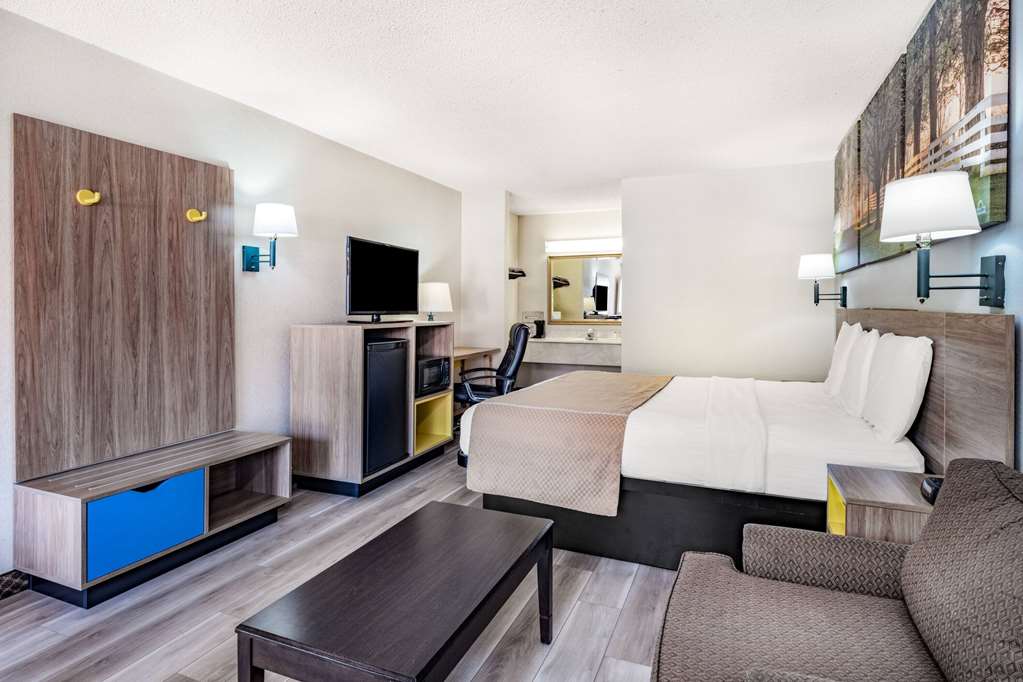 Days Inn by Wyndham Macon I 475 - photo 31