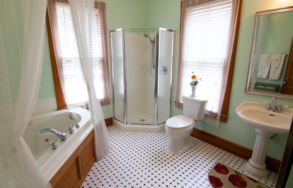 Sweetwater Branch Inn - photo 141