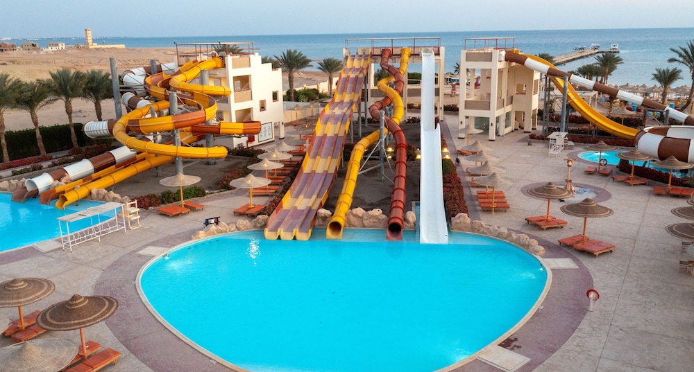 Nubia Aqua Beach Resort
