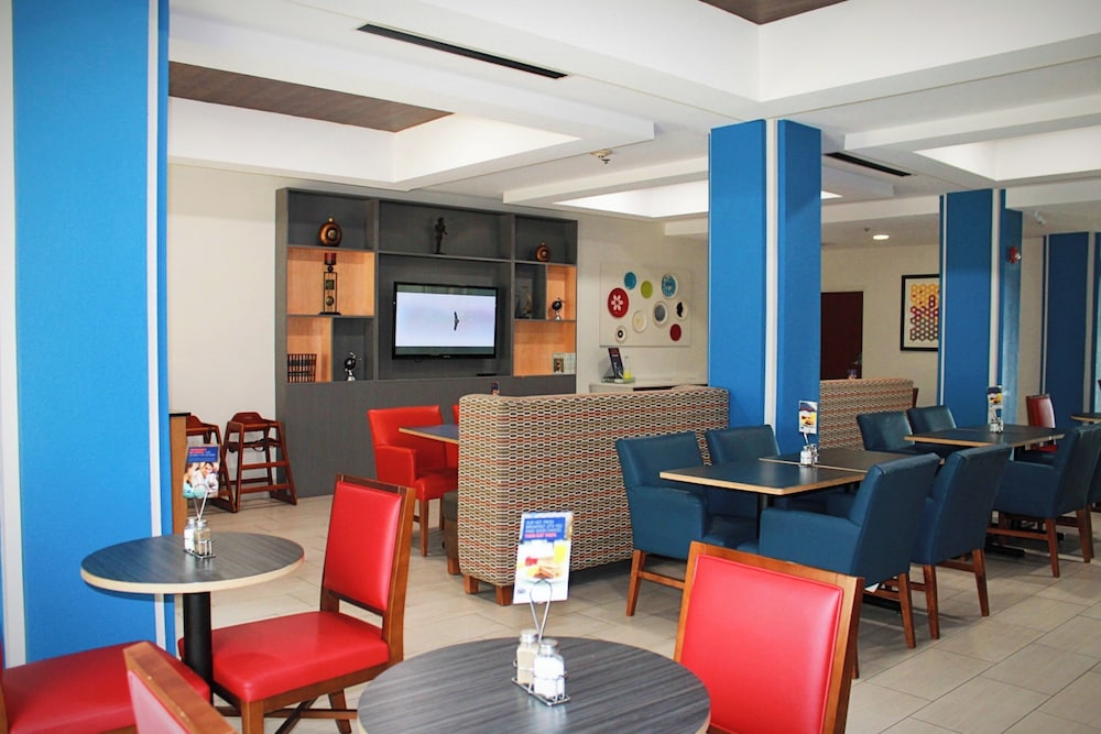 Holiday Inn Express McComb by IHG - photo 32