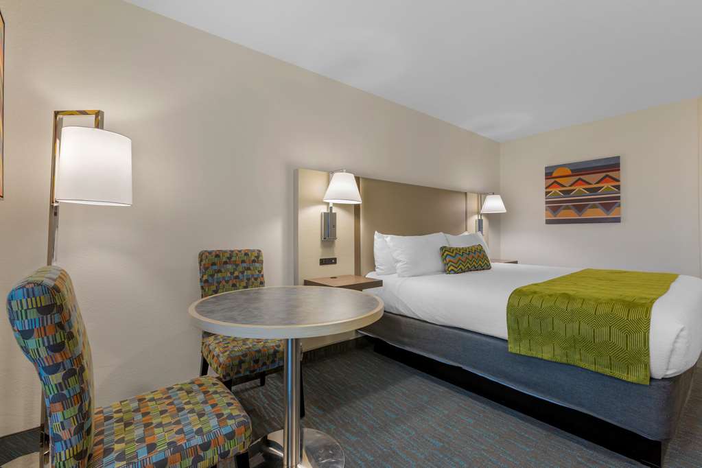 Best Western Plus Yuma Foothills Inn & Suites - photo 27