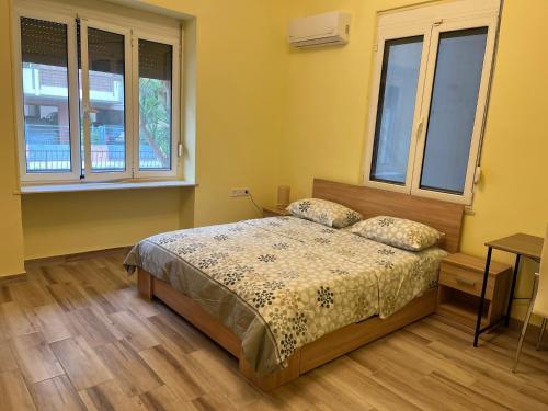 Star Hostel — 4-Star Luxury Hotel in Piraeus, Greece