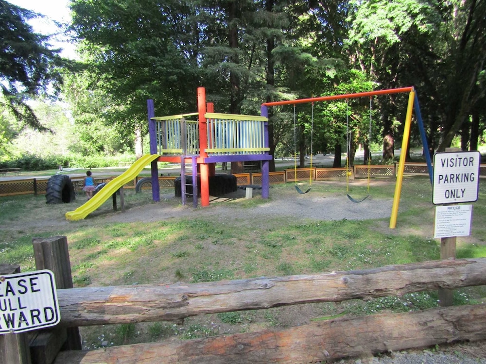 Dean Creek Resort - photo 34