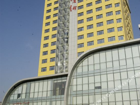 Loulan Hotel — hotel in Korla