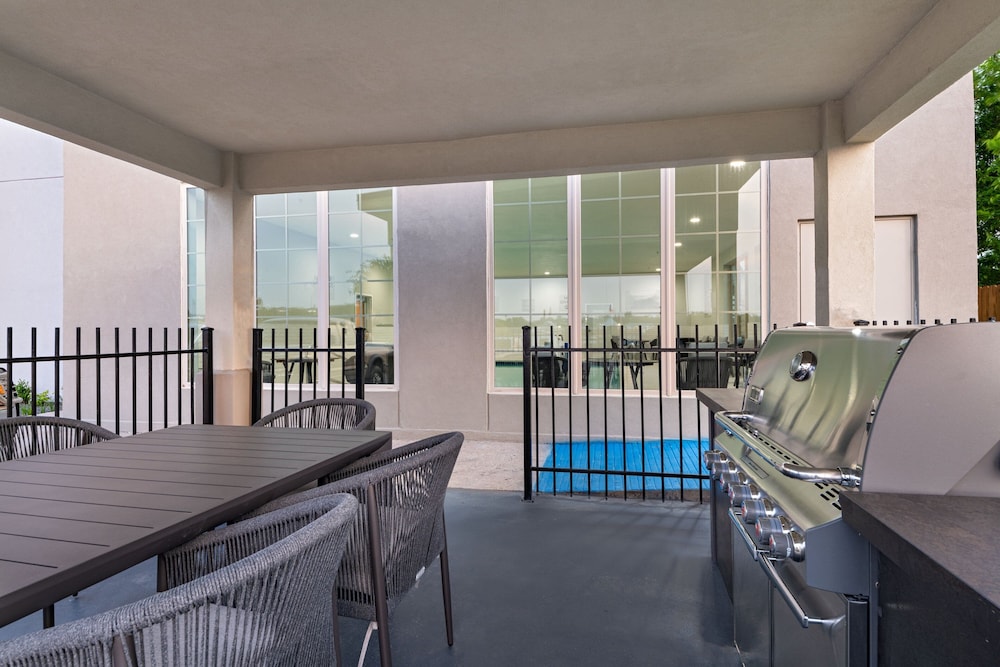 Woodland Suites - photo 19