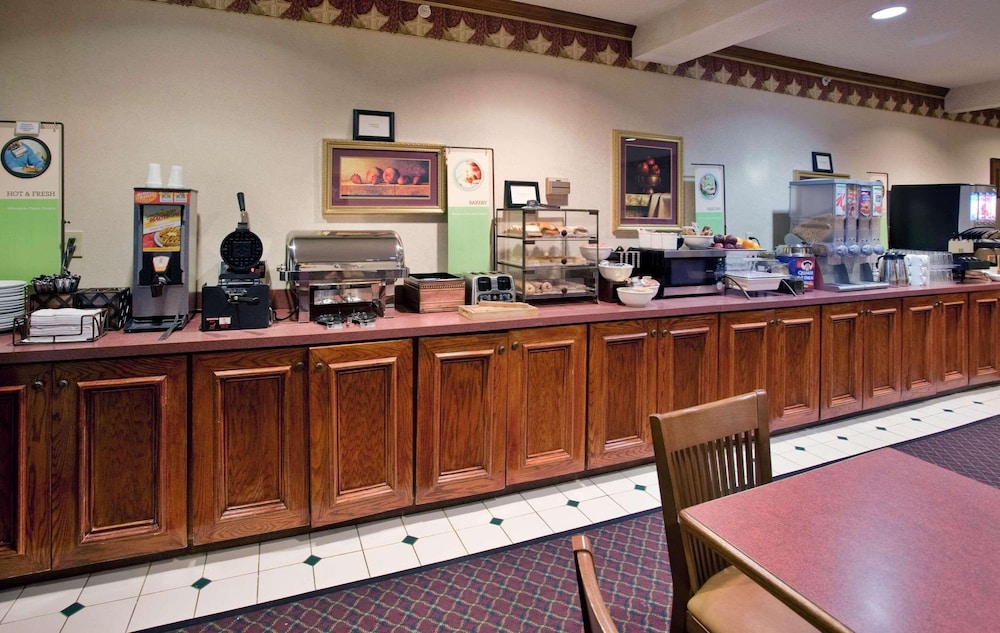 Country Inn & Suites by Radisson Columbia SC - photo 15