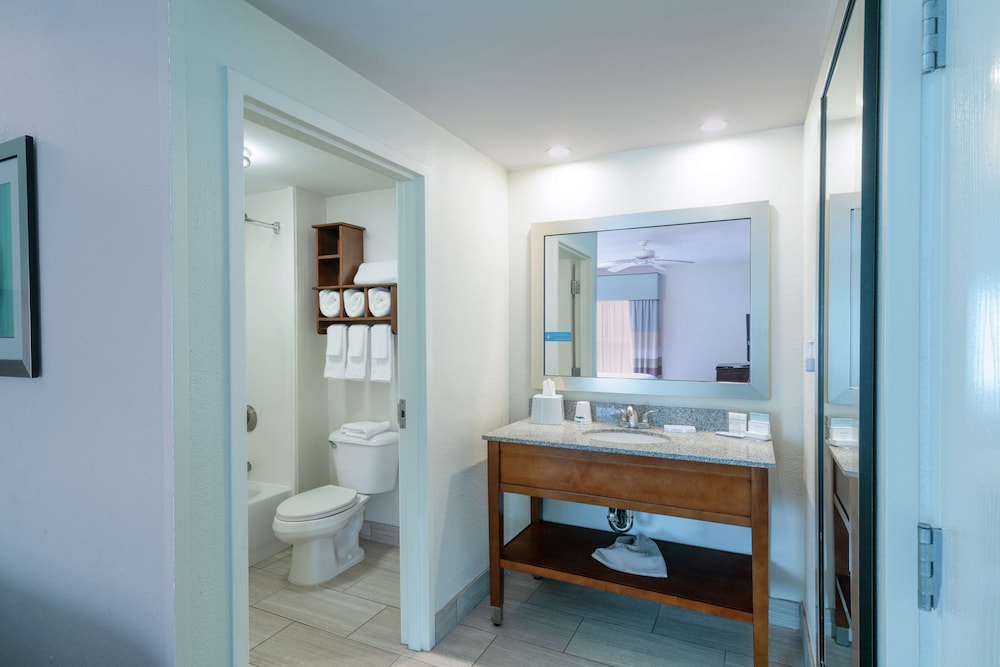 Hampton Inn & Suites Mooresville Lake Norman - photo 29
