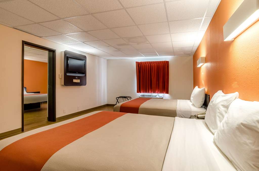Motel 6 York NE - photo 24