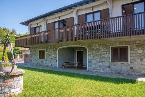 Villa Olga Lago Maggiore — 4-Star Luxury Hotel in Castelveccana, Italy