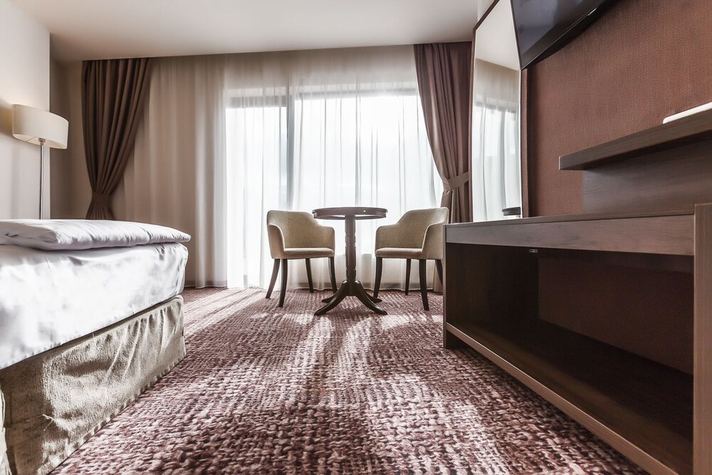 Grand Hotel Belvedere Brasov — Brasov — photo 4