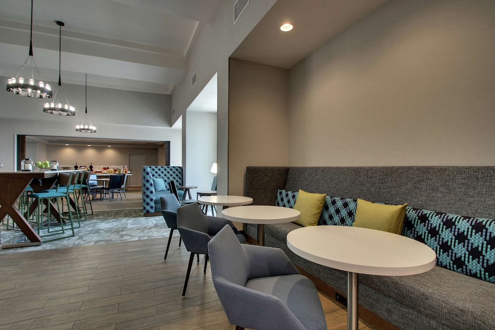 Hampton Inn & Suites Southport - photo 39