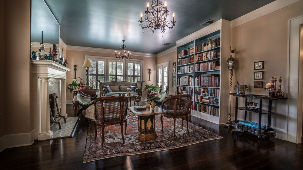 The Olive Tree Court — Georgetown — photo 3