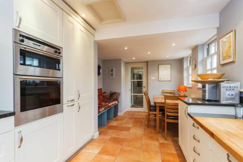 Sea House — 4-Star Luxury Hotel in Lymington, United Kingdom