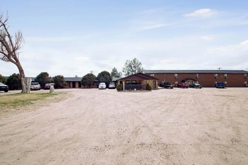 OYO Hotel Cheyenne Wells US 40 - photo 3