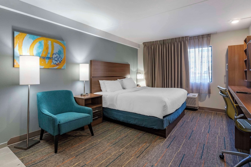 MainStay Suites Lexington I 75 - photo 13