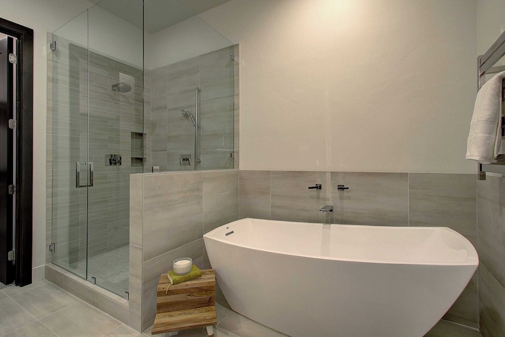 Juniper Landing 3 Bedroom by Avantstay Condo in Park City Mountain Resort w Pool Hot Tub & Gym - photo 19