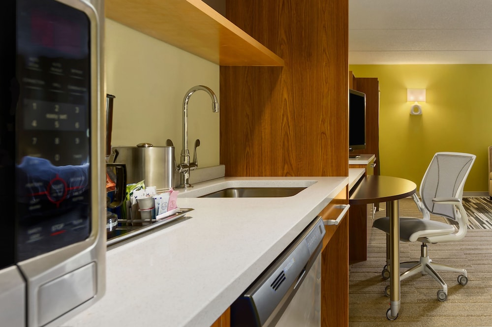 Home2 Suites by Hilton Pittsburgh Cranberry - photo 17