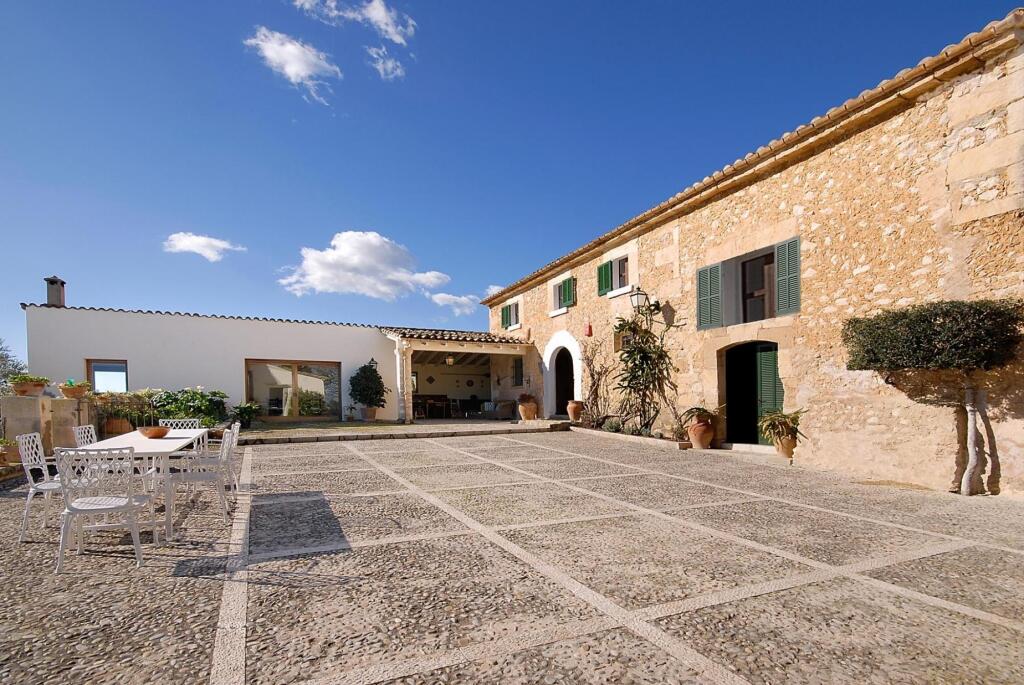 Can Faveta in Alcudia, Spain