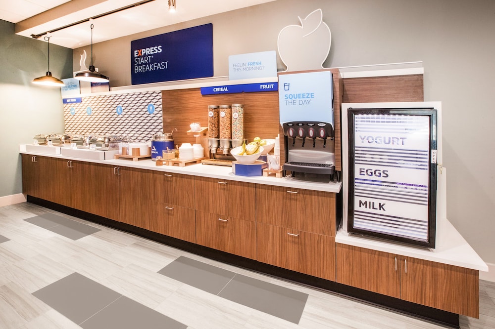 Holiday Inn Express & Suites Blythe by IHG - photo 17